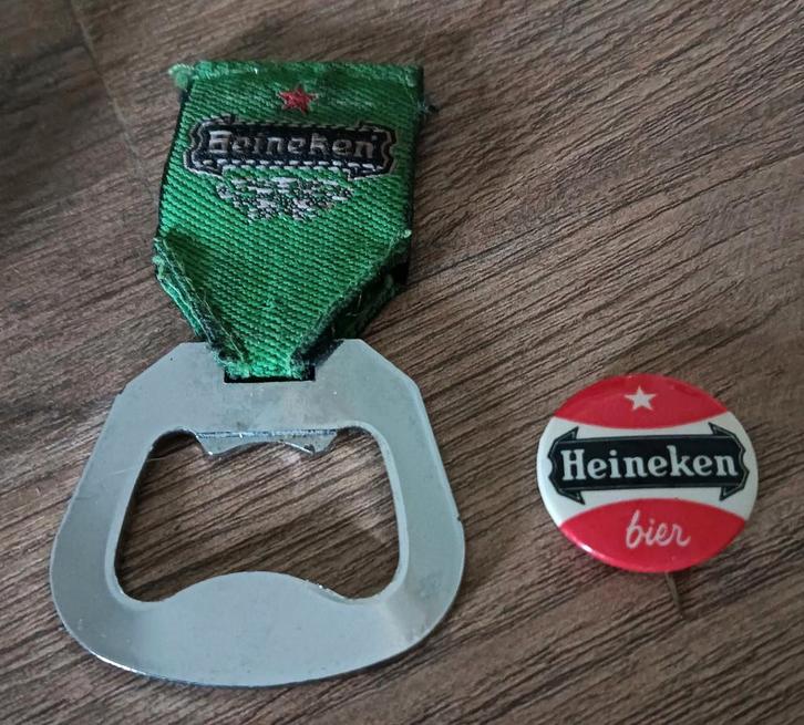Vintage Heineken opener & speld, Verzamelen, Biermerken, Gebruikt, Flesopener, Heineken, Ophalen of Verzenden