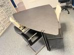 Driehoekige Eettafel met 3 Stoelen - Gratis Af te Halen, Huis en Inrichting, Tafels | Eettafels, Ophalen, Gebruikt, 150 tot 200 cm