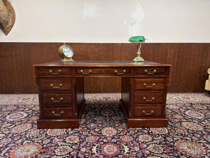 Klassiek Engels Globe Wernicke Bureau, Antiek en Kunst, Antiek | Kantoor en Zakelijk, Ophalen