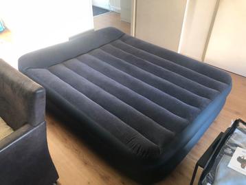 Aerobed Intex 150x200x35 Tweepersoons Luchtbed Nieuwstaat beschikbaar voor biedingen