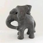 Grote olifant van keramiek/ Kaarsenstandaard, Verzamelen, Beelden en Beeldjes, Ophalen of Verzenden, Gebruikt, Dier