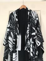 NIEUW Handgemaakte kimono van het merk MIRK zwart/wit, Kleding | Dames, Huispakken, Nieuw, Ophalen of Verzenden, Wit