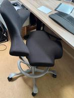 Håg Capisco 8106 Zit-Sta unieke stoel, Huis en Inrichting, Bureaustoelen, Ophalen, Zwart, Zo goed als nieuw, Bureaustoel