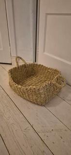 Mand, Ophalen of Verzenden, Zo goed als nieuw, Rond, Riet