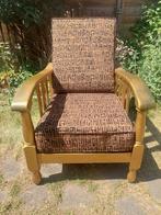 Leuke stoel, heerlijk om in te lezen, Ophalen, Gebruikt, Hout