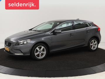Volvo V40 1.6 T3 Momentum | Camera | Trekhaak | Navigatie |  beschikbaar voor biedingen