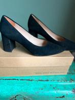 Zwarte Unisa Pumps Maat 38, Ophalen of Verzenden, Zo goed als nieuw, Zwart, Pumps