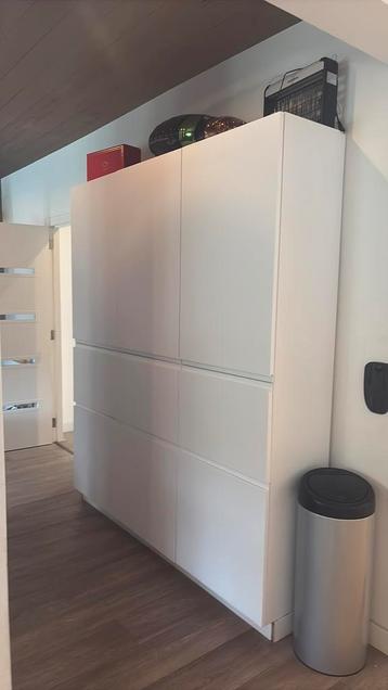 Grote witte Metod keukenkast opbergkast beschikbaar voor biedingen