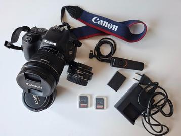 Canon 200D + 3 Lenzen en vele Toebehoren ZGAN! beschikbaar voor biedingen
