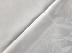 Wit damast topkleedje dekservet NIEUW Tafellaken 80 x 80 cm, Nieuw, Tafelkleed of Tafelzeil, Ophalen of Verzenden, Wit