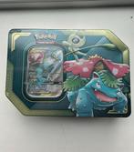 (GESEALD) Pokemon Tag Team Tin Celebi & Venusaur-GX, Hobby en Vrije tijd, Verzamelkaartspellen | Pokémon, Ophalen of Verzenden