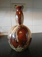 Oude vaas Gouda plateel 934a, Huis en Inrichting, Ophalen of Verzenden, Overige kleuren, Aardewerk of Porselein, Minder dan 50 cm