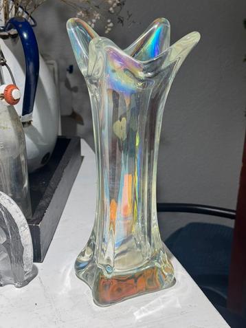 Zware Jaren 70 Murano vaas met iriserend glas  beschikbaar voor biedingen