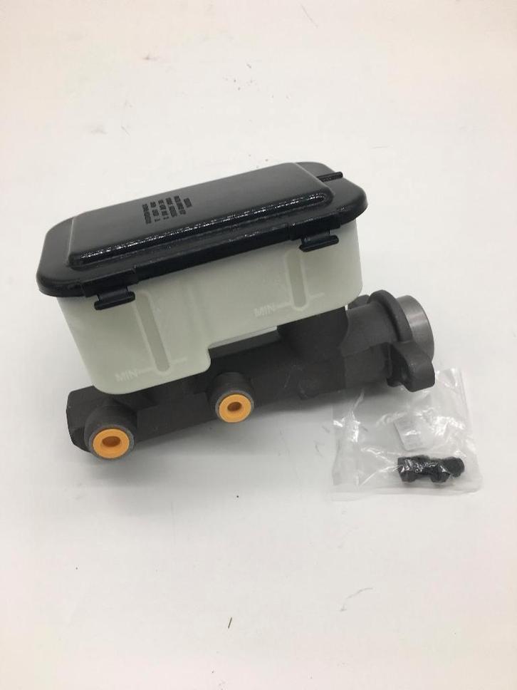 Te koop Hoofdremcilinder (80+) model 2 chevrolet c10 c20 k10, Auto diversen, Overige Auto diversen, Ophalen of Verzenden