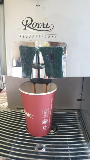 koffie apparaat/uitstekend  beschikbaar voor biedingen