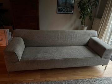 Design on stock | Bloq bank met hocker grijs gemeleerd beschikbaar voor biedingen