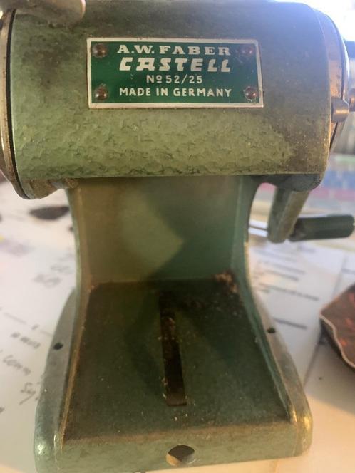 A.W. Faber Castell puntenslijper No 52/25 1964-1969, Hobby en Vrije tijd, Tekenen, Gebruikt, Overige typen, Ophalen of Verzenden