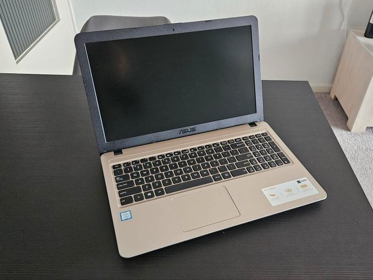 Asus Vivobook 15,6 inch Intel Core i5, Computers en Software, Windows Laptops, Gebruikt, 15 inch, SSD, 2 tot 3 Ghz, 8 GB, Qwerty