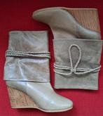 Omslaglaars van Fred de la Bretoniere (mt 40), Fred de la Bretoniere, Verzenden, Beige, Lage of Enkellaarzen