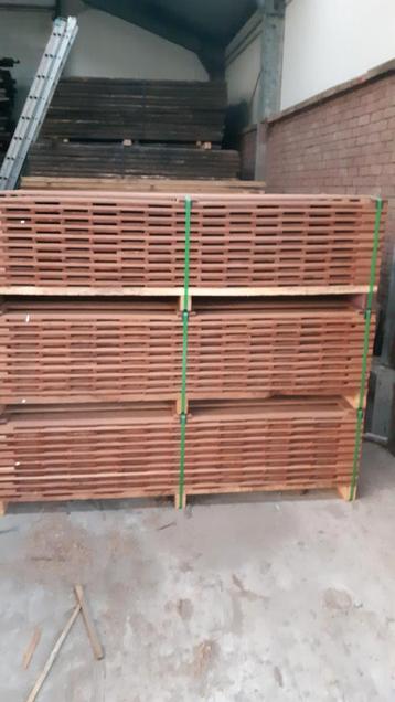 Schutting | Tuinscherm | hardhout beschikbaar voor biedingen