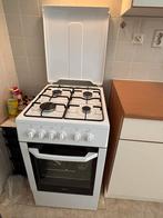 Schone gasfornuis + oven. Ophalen in week van 17 november, Witgoed en Apparatuur, Fornuizen, Zo goed als nieuw, Gas, Vrijstaand