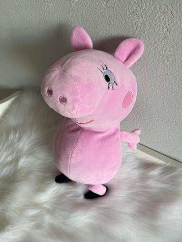 Peppa Pig, formaat ongeveer 25 cm beschikbaar voor biedingen