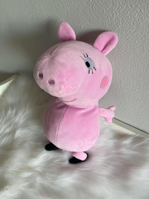 Peppa Pig, formaat ongeveer 25 cm, Kinderen en Baby's, Speelgoed | Knuffels en Pluche, Zo goed als nieuw, Overige typen, Ophalen of Verzenden