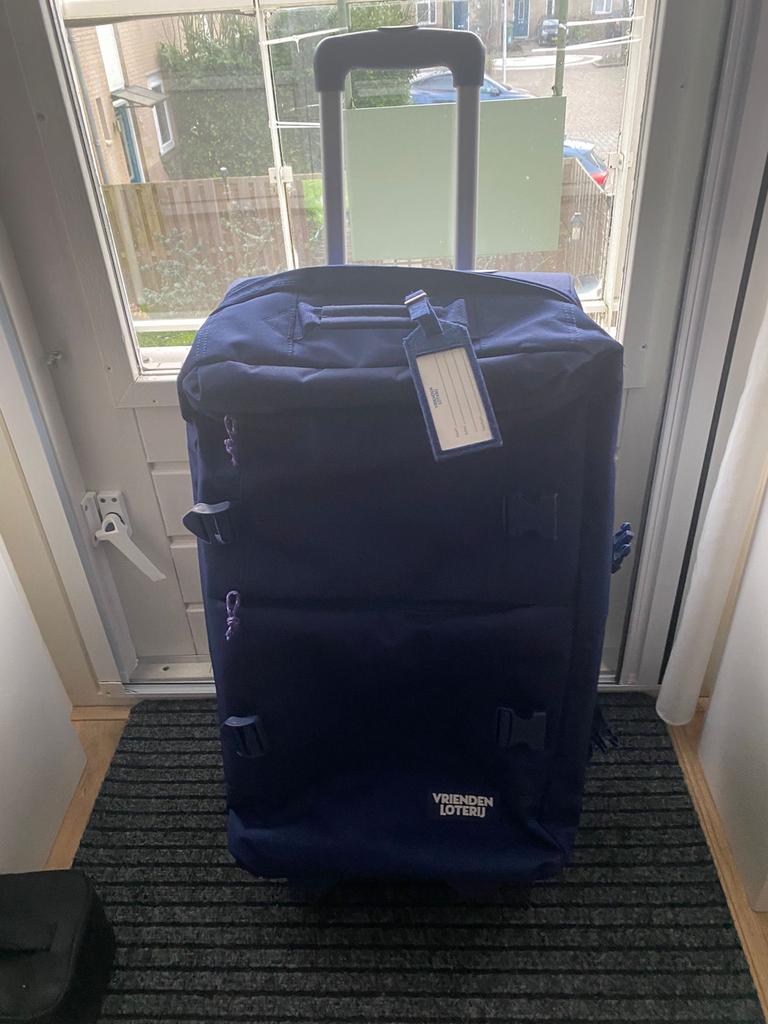 Reiskoffers 2 stuks, Sieraden, Tassen en Uiterlijk, Tassen | Reistassen en Weekendtassen, Zwart, Nieuw, Ophalen of Verzenden, Wieltjes