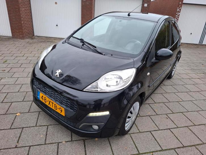 Peugeot 107 1.0 12v, Airco, Apk t/m 27-07-2026, Auto's, Citroën, Particulier, C1, ABS, Airbags, Airconditioning, Bluetooth, Boordcomputer