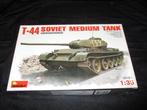 D-137,MINIART 1-35,NO,35193,Soviet Medium Tank T-44 with Int, Overige merken, 1:32 tot 1:50, Overige typen, Nieuw