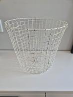 Grote witte draad mand, Huis en Inrichting, Woonaccessoires | Schalen en Manden, Overige materialen, Mand, Rond, Ophalen of Verzenden