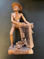 Fraai houten beeld van visser met net, Antiek en Kunst, Ophalen of Verzenden