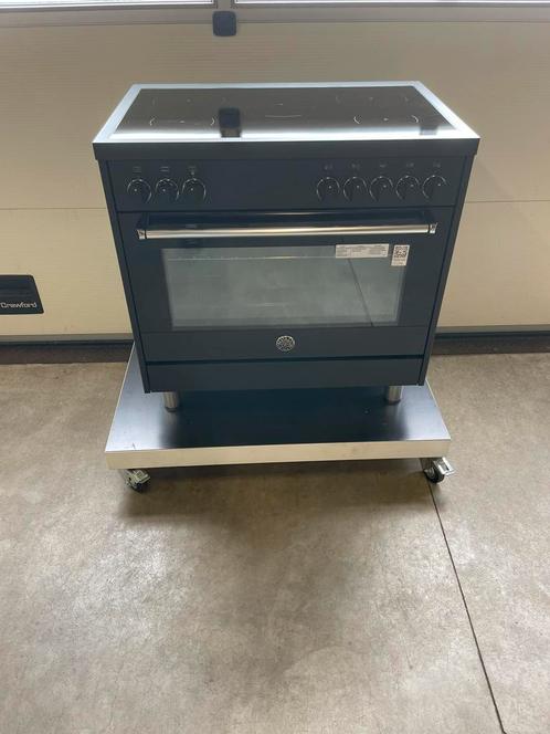 1299,- Bertazzoni 90cm Inductie fornuis mat zwart, Witgoed en Apparatuur, Fornuizen, Nieuw, Vrijstaand, Inductie, 5 kookzones of meer