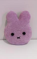 Handmade crochet miffy pillow, Huis en Inrichting, Woonaccessoires | Kussens, Ophalen of Verzenden, Nieuw, Vierkant