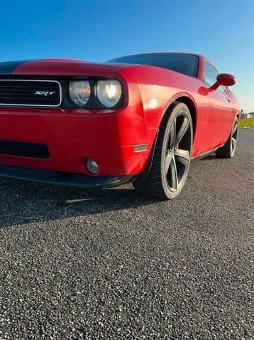Dodge Challenger SRT8 6.1 HEMI V8 460PK beschikbaar voor biedingen