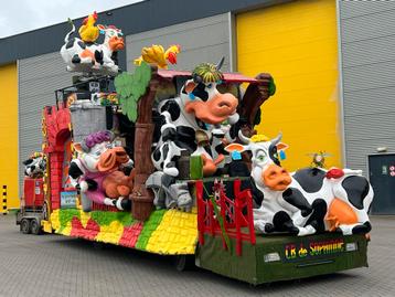 Prijswinnende Praalwagen - Koeien Thema beschikbaar voor biedingen