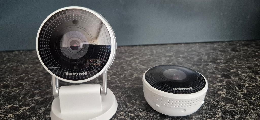 Honeywell C2 wi-fi camera, Ophalen, Zo goed als nieuw, Binnencamera