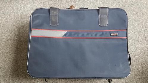 Koffer Turbo S 72x54x22 cm met wieltjes en trekkoord, Sieraden, Tassen en Uiterlijk, Koffers, Zo goed als nieuw, Overige materialen