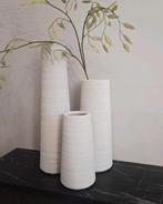 Set van 3 licht beige tube vazen buis vazen japandi chique, Overige kleuren, Aardewerk of Porselein, Nieuw, Ophalen of Verzenden