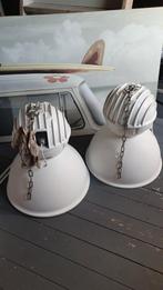 2 flinke retro (fabrieks)lampen, wit. Geschikt voor 220, Ophalen, Gebruikt, Minder dan 50 cm