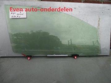 rechts voorportier ruit verso S beschikbaar voor biedingen
