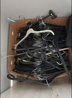 Heel veel kledinghangers, Kleding | Dames, Kledinghangers, Ophalen, Gebruikt, Overige materialen, Volwassenen