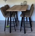 Hoge tafel met 4 barkrukken, Huis en Inrichting, Barren, Ophalen, Zo goed als nieuw, Inclusief barstoelen