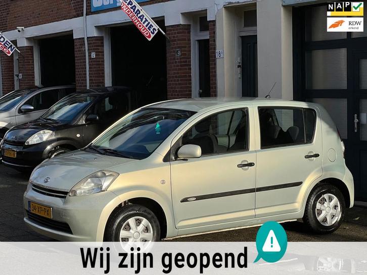 Daihatsu Sirion 2 1.0-12V Premium-elek ramen-1 jaar apk, Auto's, Daihatsu, Te koop, Sirion, ABS, Airbags, Centrale vergrendeling
