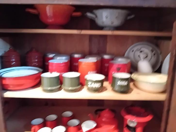 Grote Partij Emaille: Bussen, Schalen, Kopjes & Meer!, Antiek en Kunst, Antiek | Keukenbenodigdheden, Ophalen