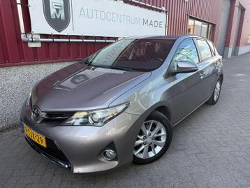 Toyota Auris 1.3 Now // 105 DKM NAP // Clima // Cruise contr beschikbaar voor biedingen