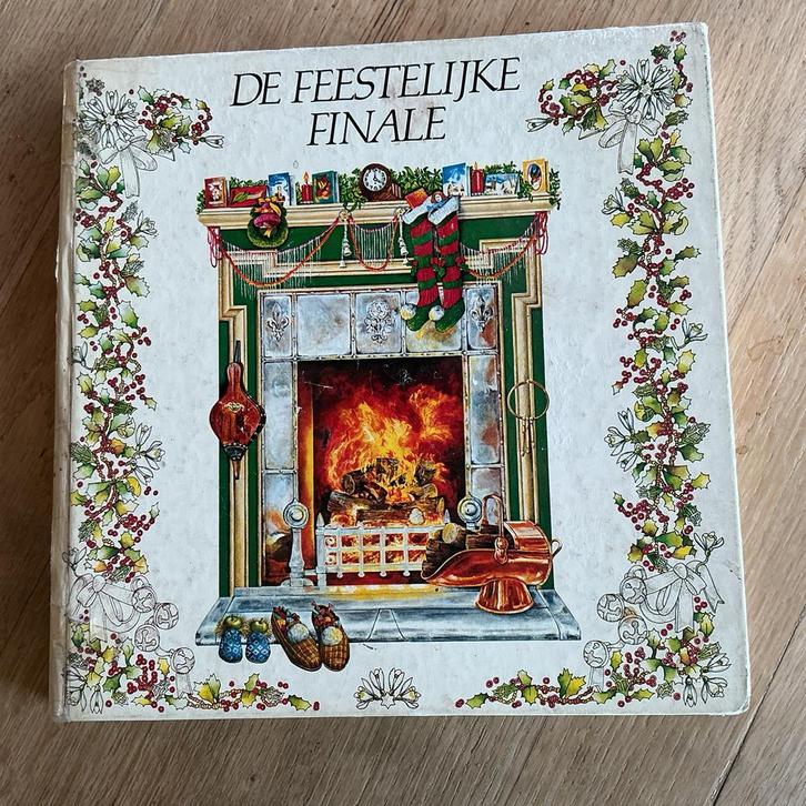 Een EXCLUSIEF feestelijk DECEMBER BOEKvan de BIJENKORF, Boeken, Prentenboeken en Plaatjesalbums, Zo goed als nieuw, Ophalen of Verzenden