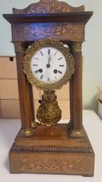 Antieke franse  kolom pendule portico klok 1800  mahonie, Antiek en Kunst, Ophalen of Verzenden