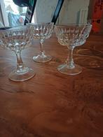 drie cocktail/advocaatglaasjes, Ophalen of Verzenden