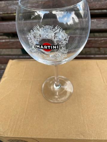 Martini cocktailglazen beschikbaar voor biedingen